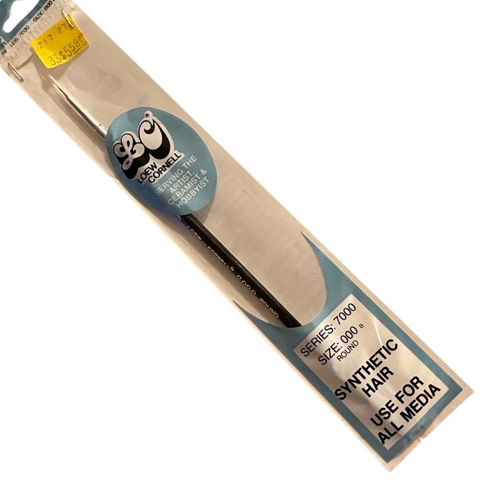 Vintage Loew-Cornell Artist Paint Brush Miniature Series 7000 Size 000 B‎ Round